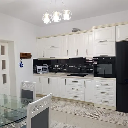 Zafir 公寓 科尔察