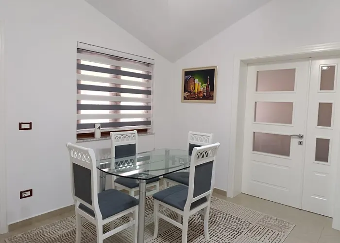 Apartment Zafir Korce